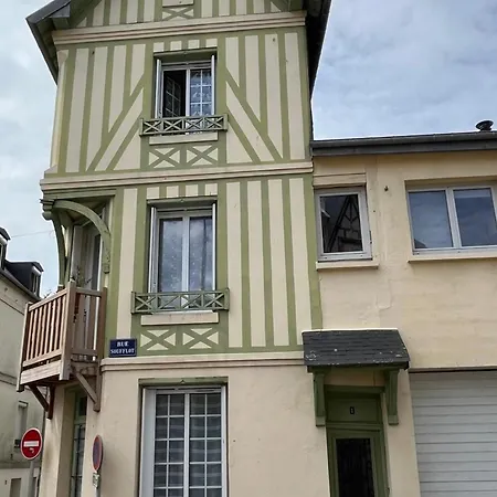 Casa de Férias Charmante Maison De Pecheurs A Trouville-sur-mer, Pres De La Plage Et Des Commerces - Fr-1-712-23 Trouville-sur-Mer